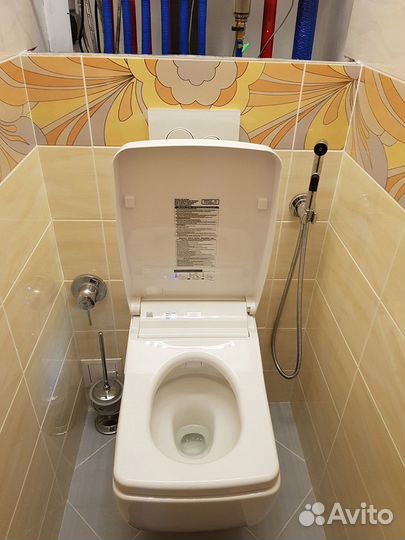 Ремонт установка унитаза. Сантехник. Химки