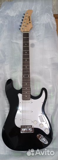 Набор электрогитара и комбоусилитель