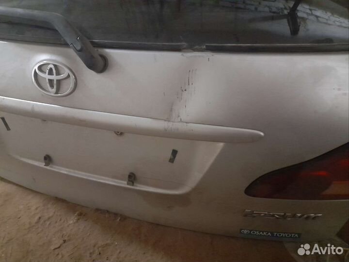 Дверь багажника Toyota Ipsum ACM21
