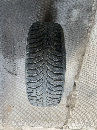 Bridgestone Blizzak Spike-01 255/55 R18