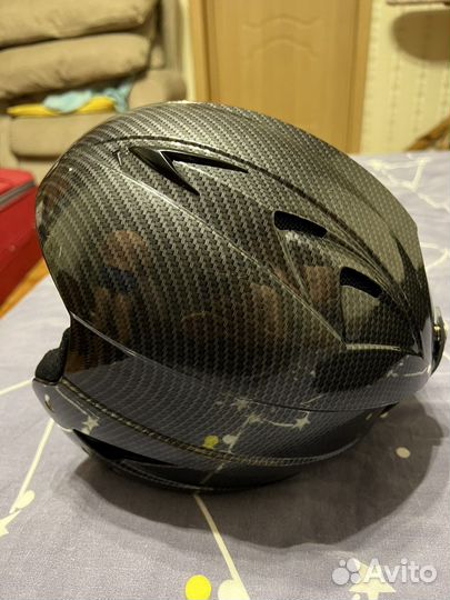 Шлем горнолыжный