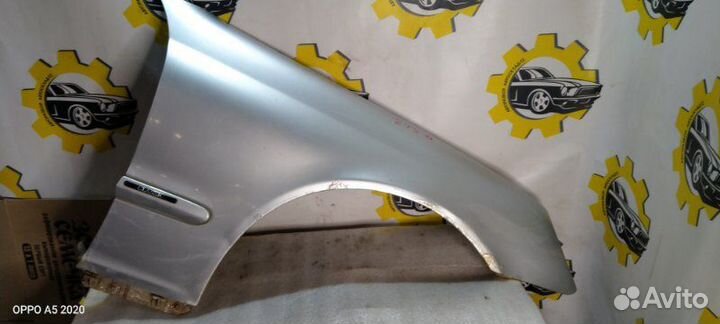 Крыло переднее правое Mercedes-Benz C-Class W203