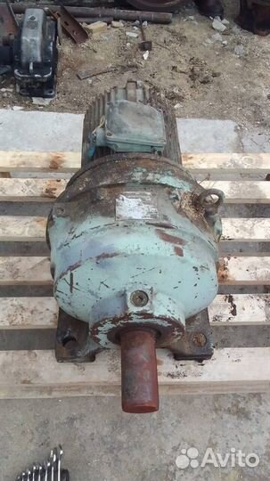 Редуктор мотор