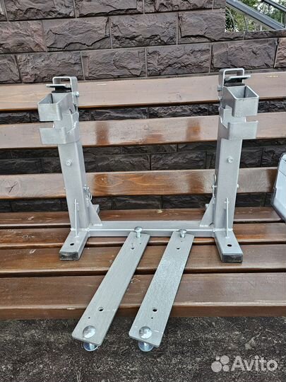 Подставка для прицепа для мотоцикла на защелках