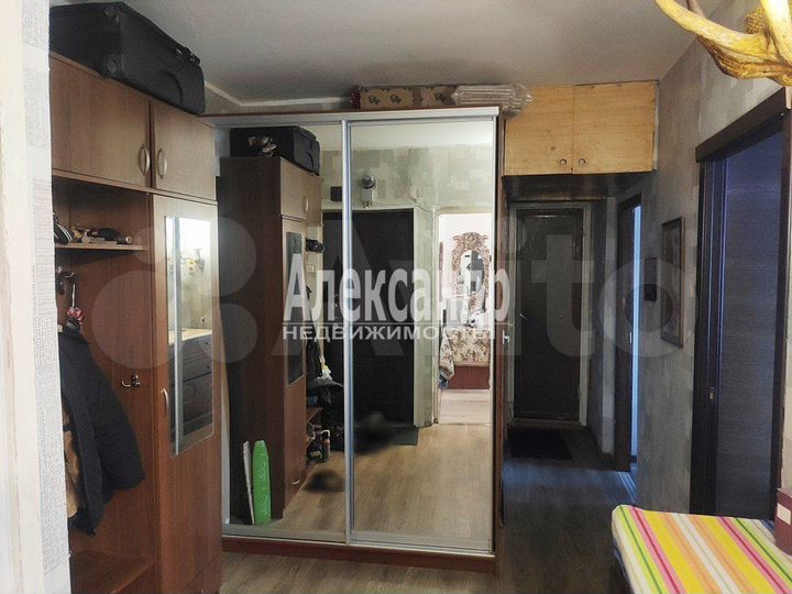 Комната 16 м² в 2-к., 1/12 эт.