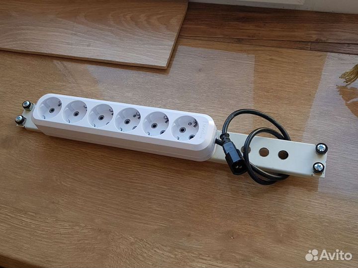 Сетевой фильтр в стойку 19