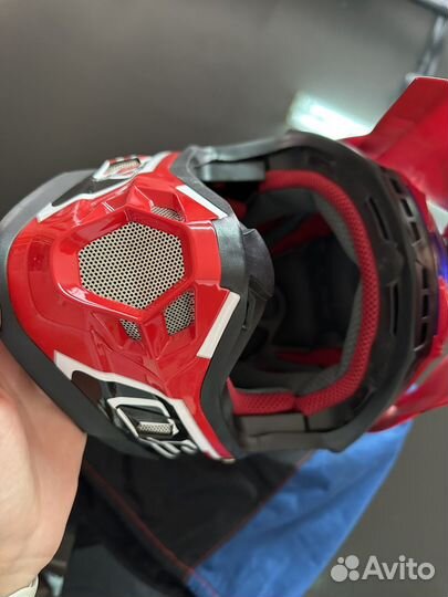 Кроссовый мотошлем и очки