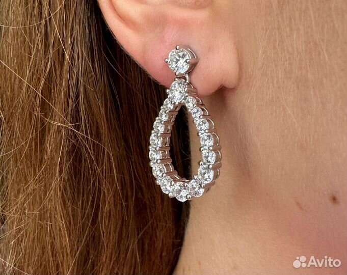 Серьги гвоздики серебро 925 яркие белые цирконы