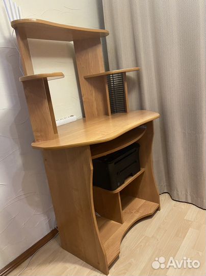 Компьютерный стол