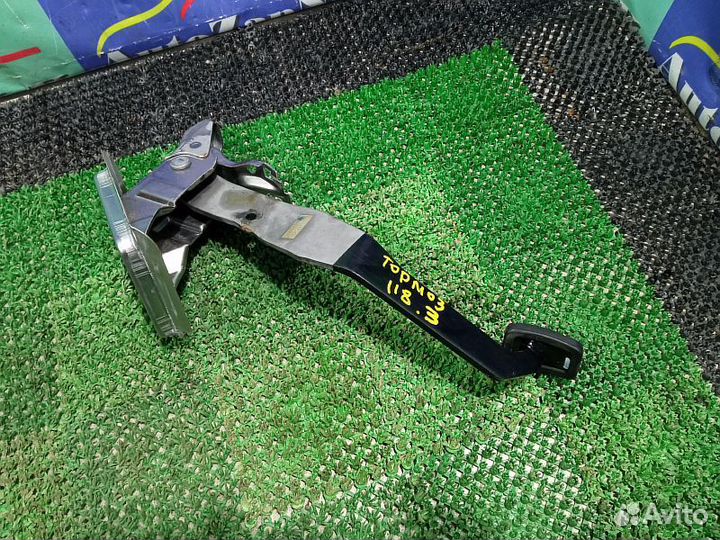 Педаль тормоза Mitsubishi L200