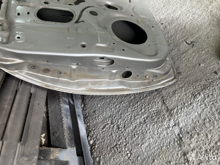 Дверь передняя правая toyota rav 4