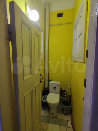 Комната 17 м² в 3-к., 4/4 эт.