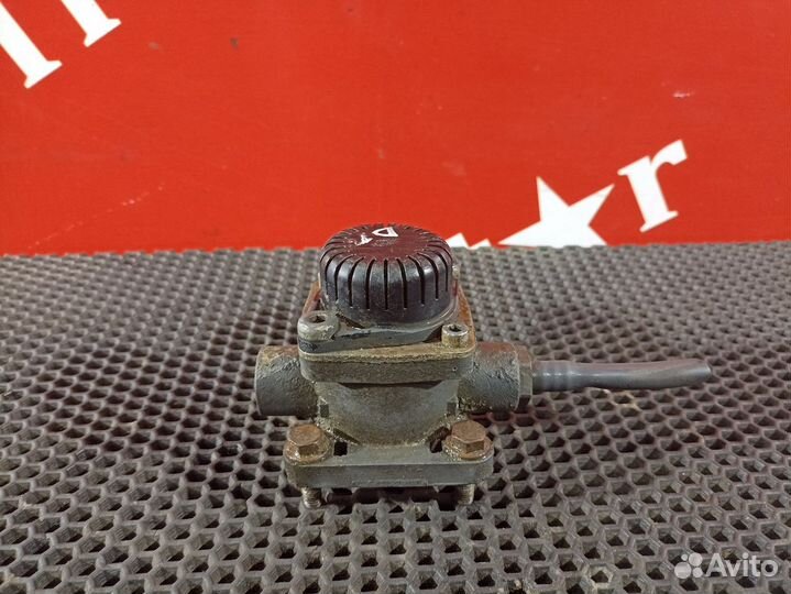 Клапан ускорительный