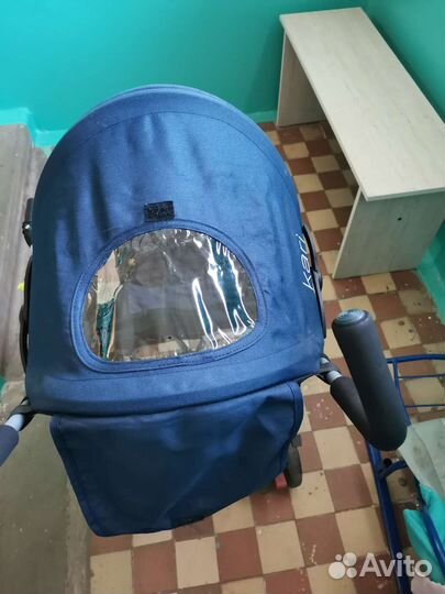 Коляска трость