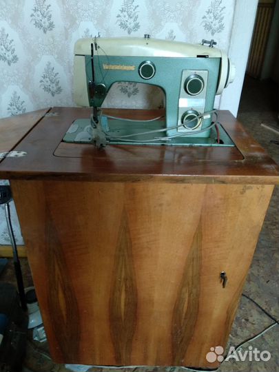 Швейная машина Veritas