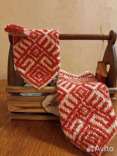 Варежки вязаные ручной работы