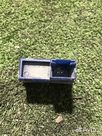 Кнопка багажиника Bmw 5-Series E39 M52B20 1 ванос