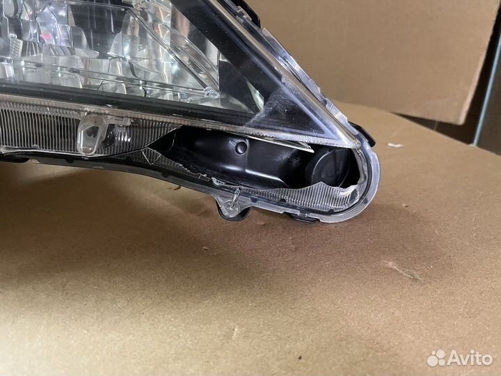 Фара правая toyota rav 4 40