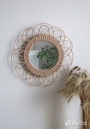 Зеркало плетеное интерьерное в форме цветка