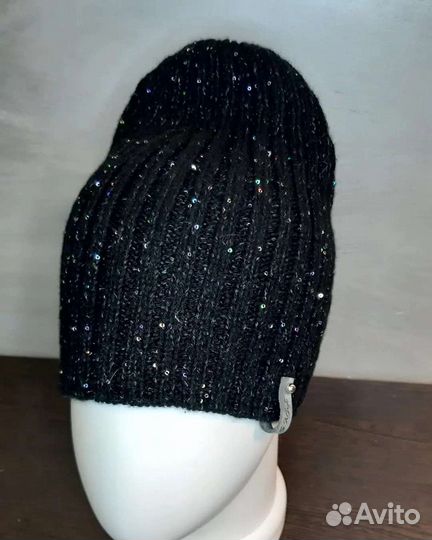Шапка женская вязаная