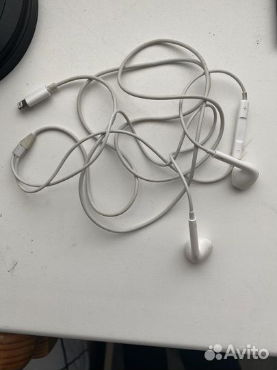 Наушники apple earpods lightning