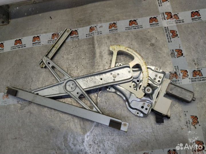 Стеклоподъемник передний правый Toyota Corolla E12