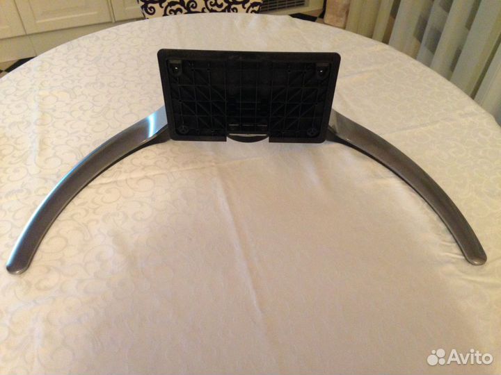 Уникальная подставка под тв LG magic swivel