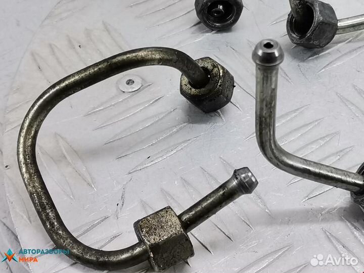 Трубка топливная Peugeot 406 рест. 2000 1570A1