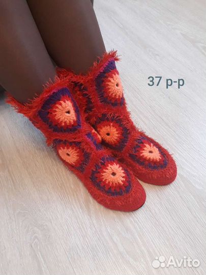 Носки. Тапочки