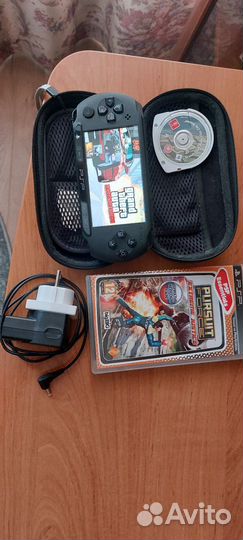 Sony PSP street - e1008 (16gb)