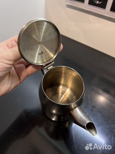 Чайник металический