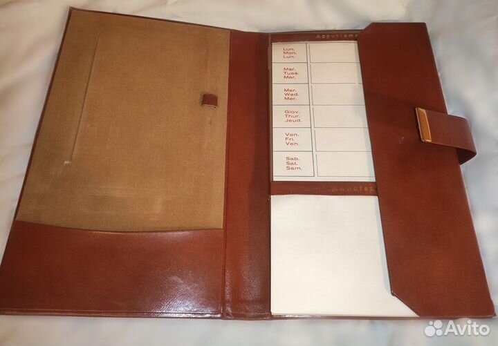 Кожаная папка