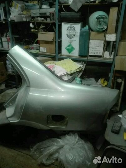 Заднее левое крыло на Нисан Альмера Классик