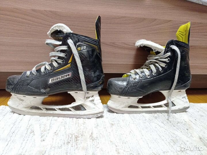 Хоккейные коньки bauer s 29