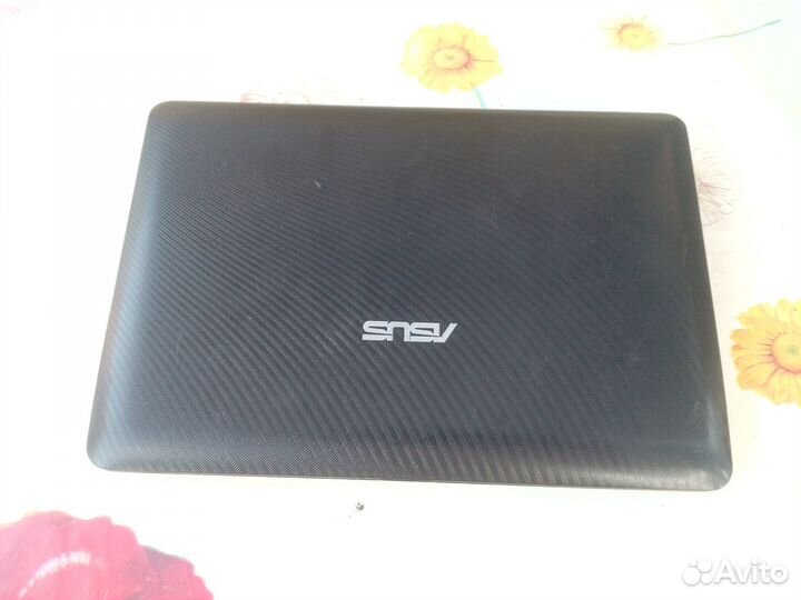 Нетбук asus