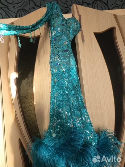 Бальные платья