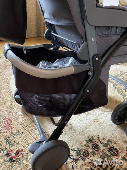 Коляска прогулочная Chicco