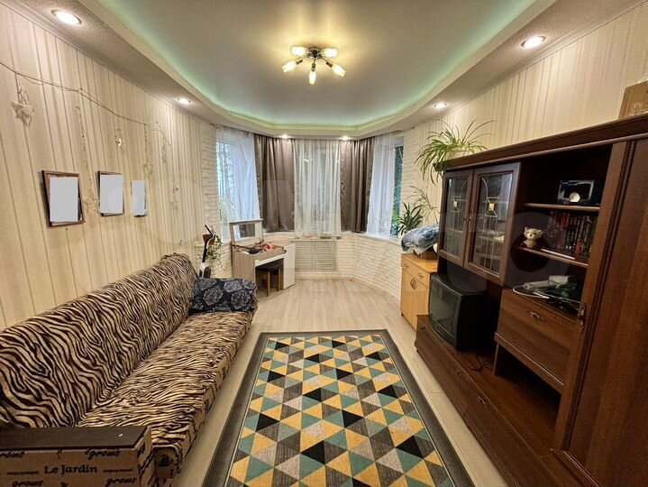 2-к. квартира, 51 м², 1/2 эт.