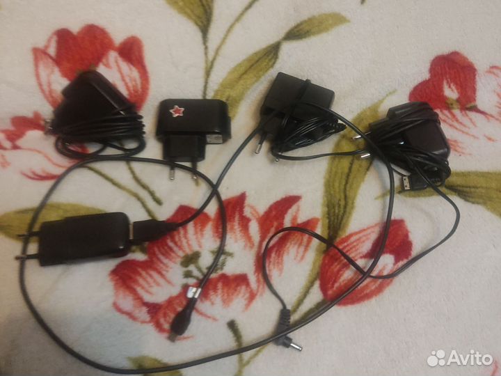 Блок питания для телефона