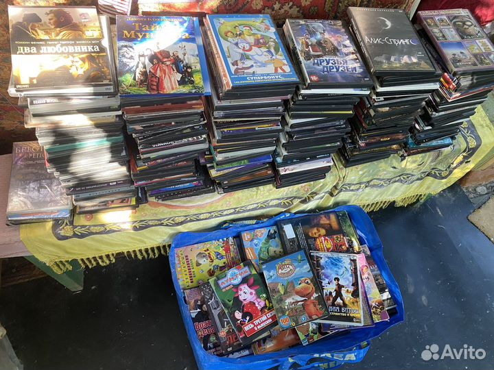 DVD диски одним лотом, распродажа 400 штук