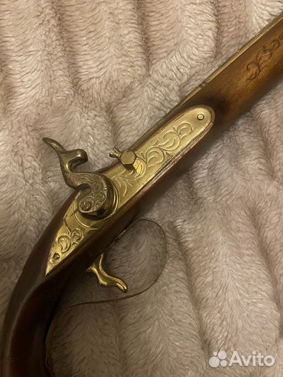 Ковровый вариант театрального пистолета 1760 года
