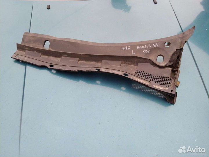 Накладка стеклоочистителя (жабо) передняя левая