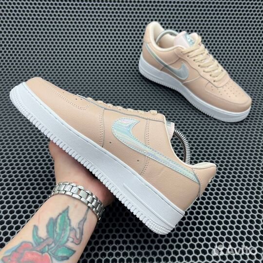 Кроссовки Nike Air Force 1 Low Pink Iridescent