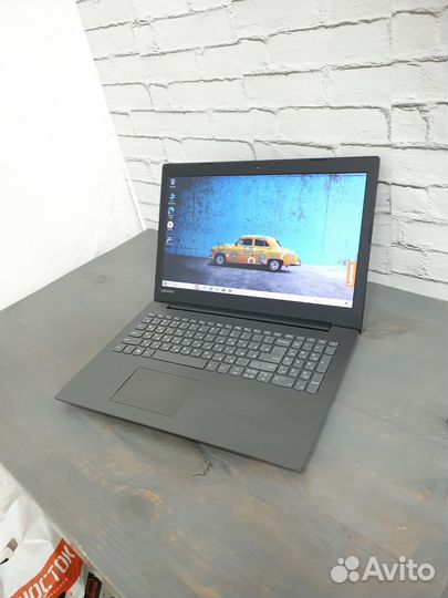 Ноутбук Lenovo IdeaPad 330-15AST 15.6