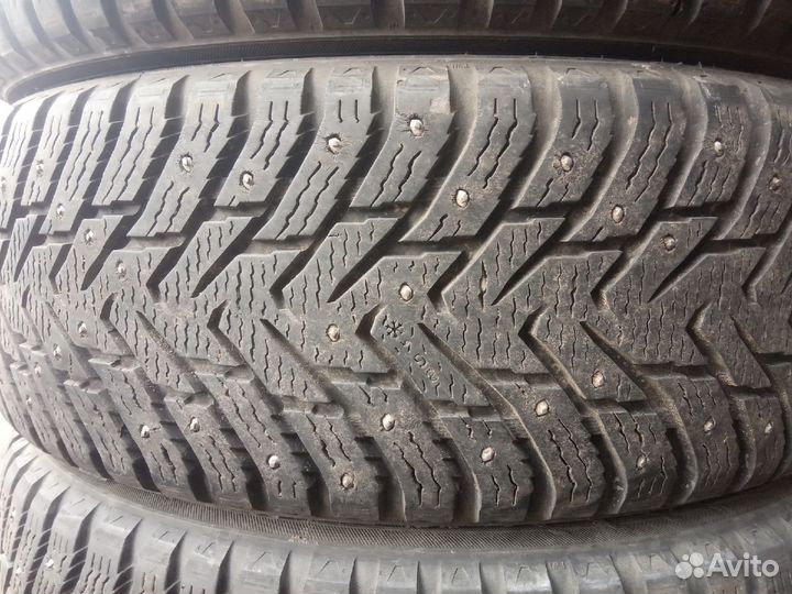 Nokian Tyres Hakkapeliitta 8 SUV 215/65 R17