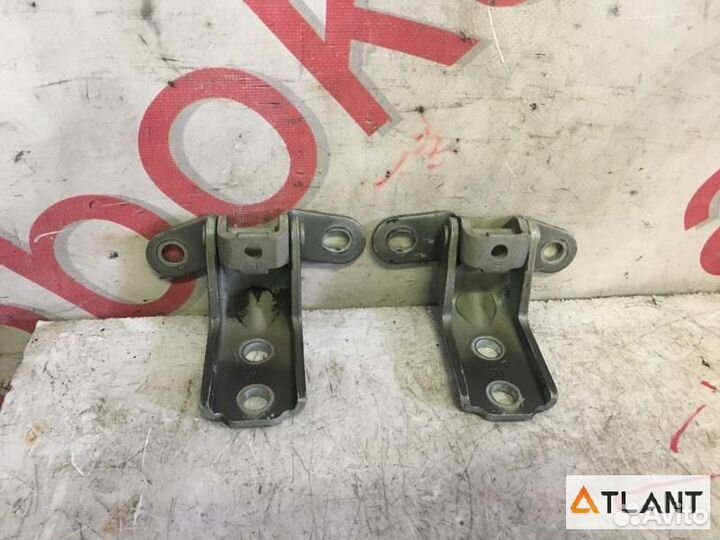 Петля дверная передний правый KIA sorento