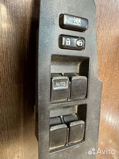 Блок стеклоподъемников Toyota Corolla E180 2013