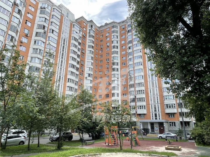 1-к. квартира, 38 м², 10/17 эт.