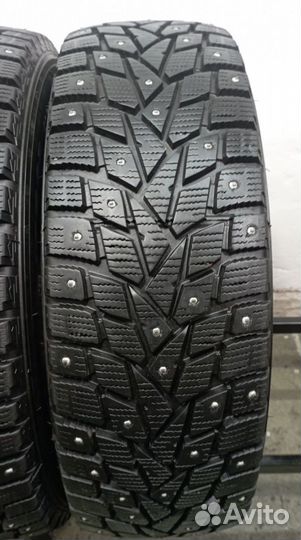 Dunlop Grandtrek Ice 02 215/60 R17 108