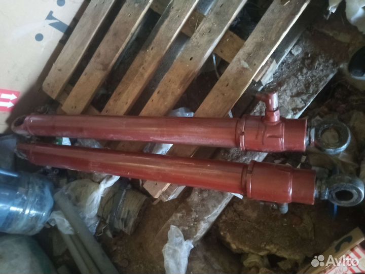 Цилиндр гидравлический бу